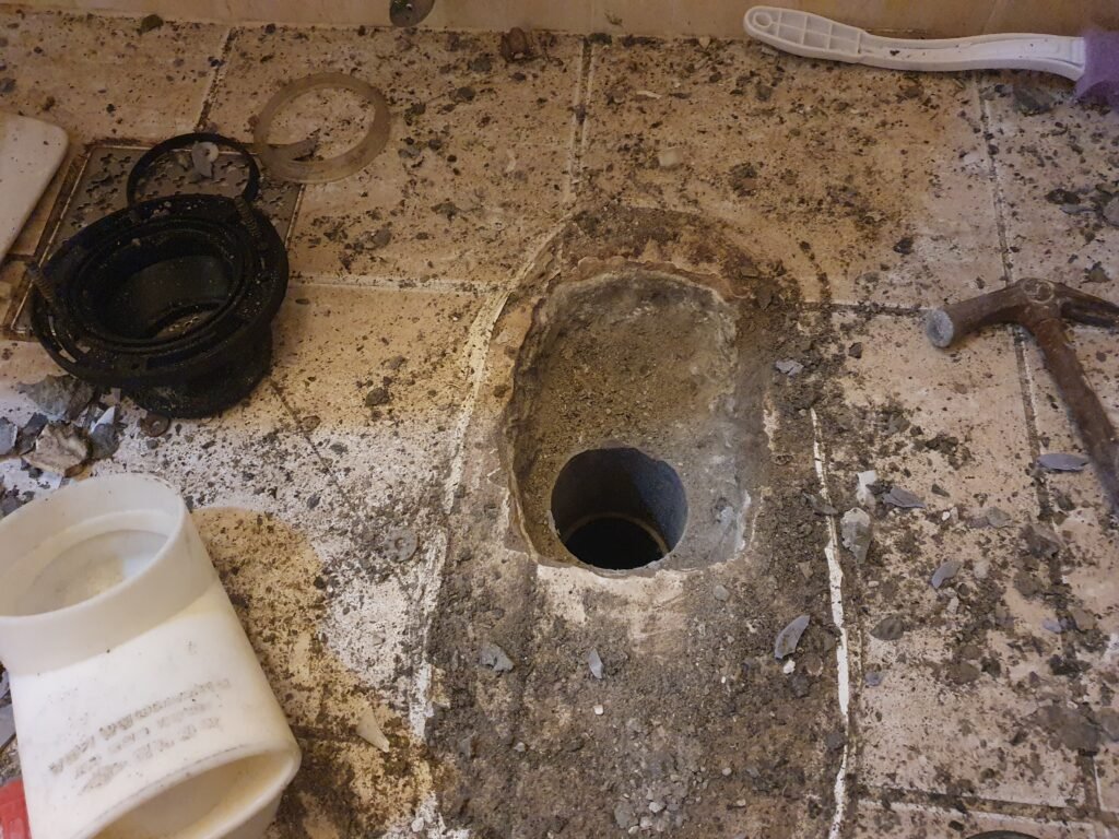 10전 매립편심을 사용하기 위해 파괴해야 하는 바닥 면적