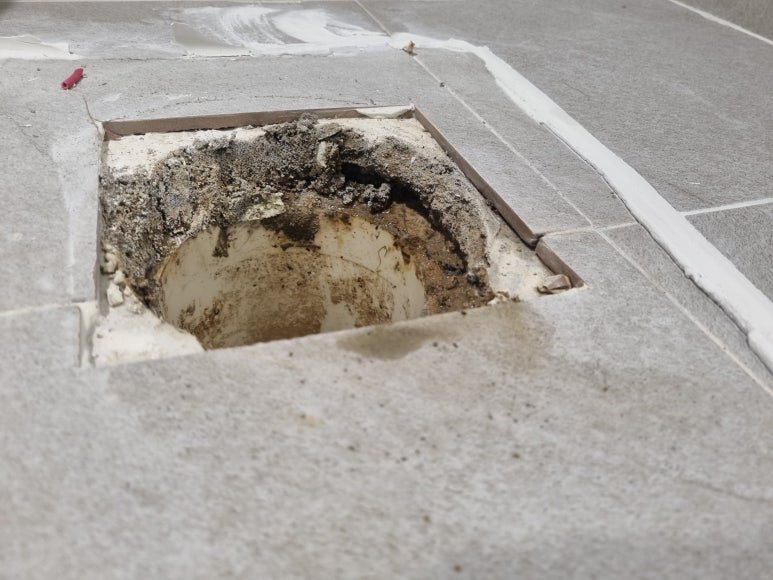 파괴편심사용가능한 배관상태